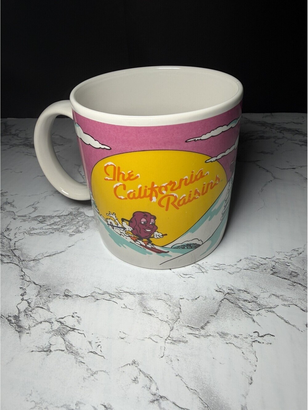 Vintage California Raisins Coffee Mug Cup Snow Skiing 1988
